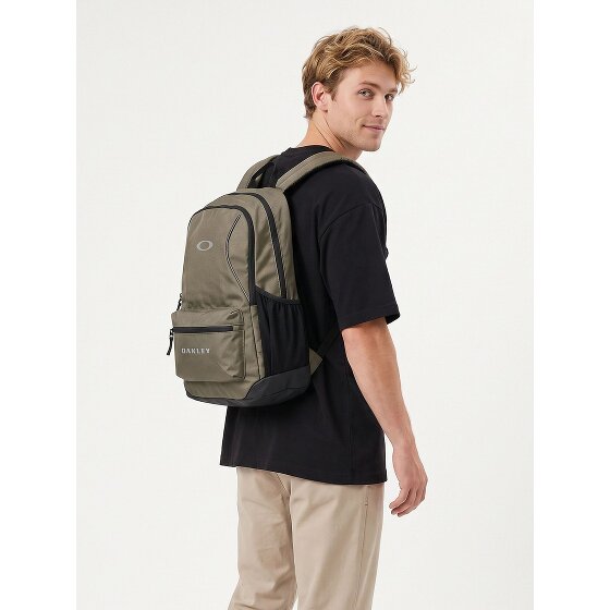 Oakley Spark Traverse Daypack 45 cm Compartiment ordinateur