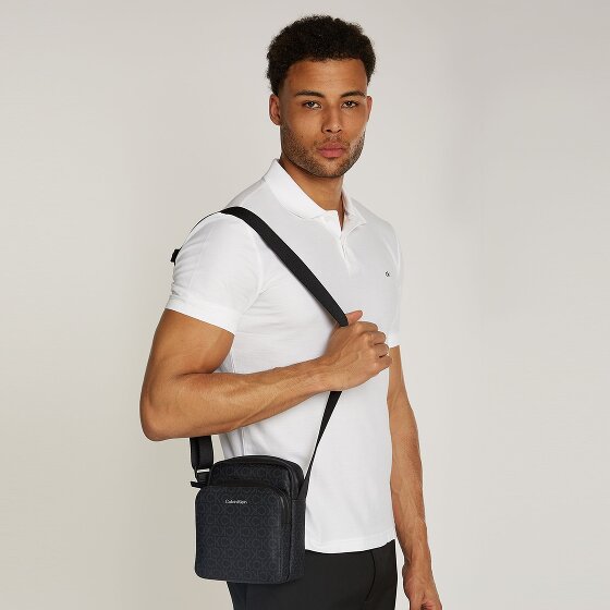Calvin Klein CK Must Mini sac à bandoulière 16 cm