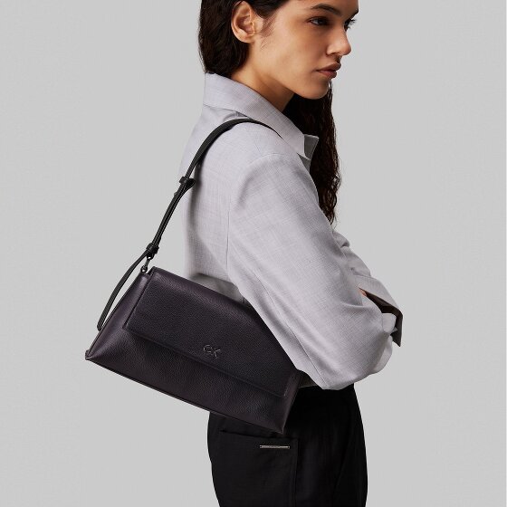 Calvin Klein CK Daily Sac à bandoulière 28 cm