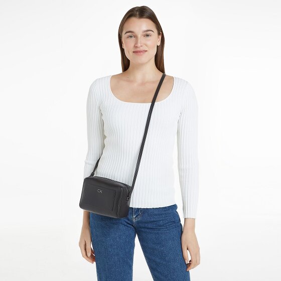 Calvin Klein CK Daily Mini sac à bandoulière 18 cm