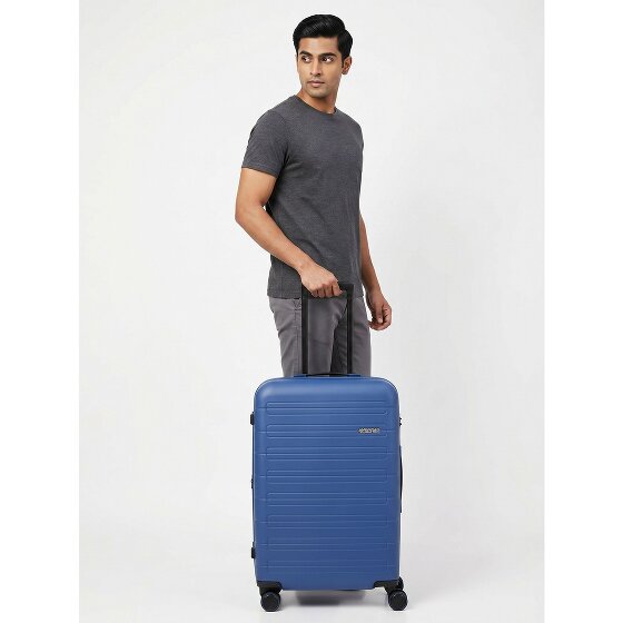 American Tourister Novastream 4 roues Valise cabine 67 cm avec soufflet d'extension