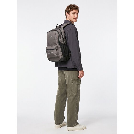 Oakley Spark Traverse Daypack 45 cm Compartiment ordinateur