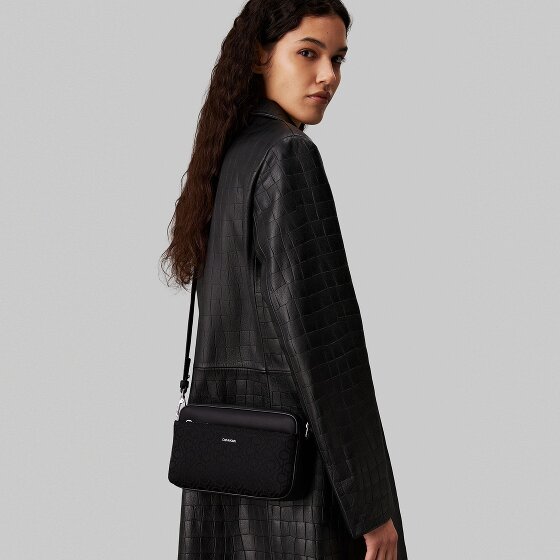 Calvin Klein CK Must Sac à bandoulière 21.5 cm