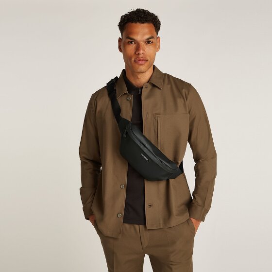 Calvin Klein CK Must Sac banane 28 cm