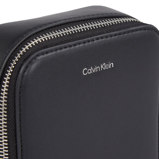 Calvin Klein CK Sleek Sac à bandoulière 13 cm