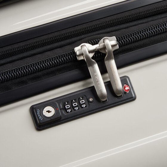 Delsey Paris Shadow 5.0 4 roulettes Trolley 82 cm avec soufflet d'extension