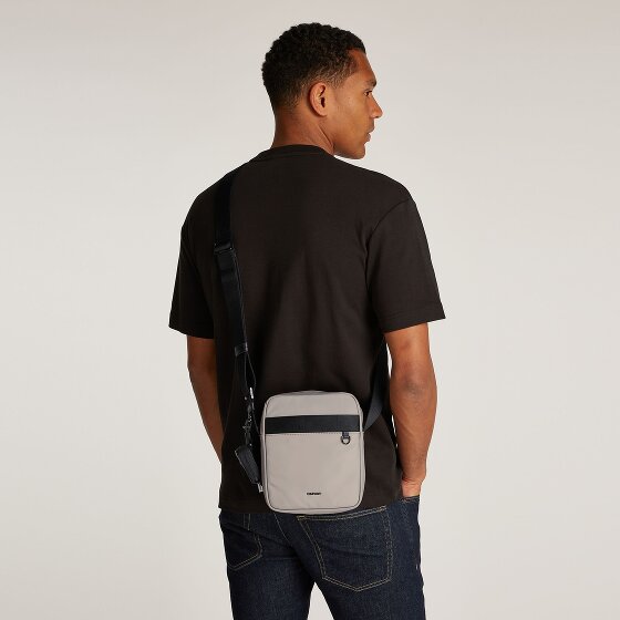 Calvin Klein CK Est. Mini sac à bandoulière 17 cm