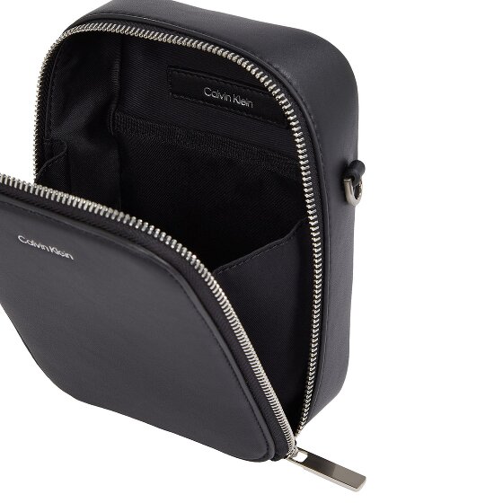 Calvin Klein CK Sleek Sac à bandoulière 13 cm