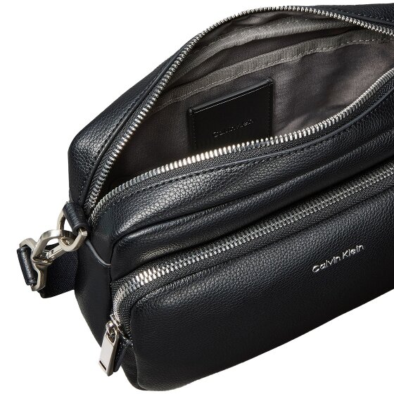 Calvin Klein Raised Sac à bandoulière 26 cm