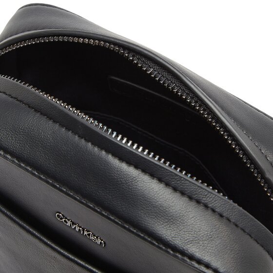 Calvin Klein CK Refined Mini sac à bandoulière 17 cm