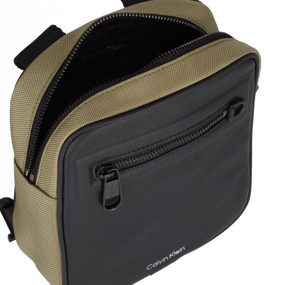 Calvin Klein CK Elevated Sac à bandoulière 17 cm