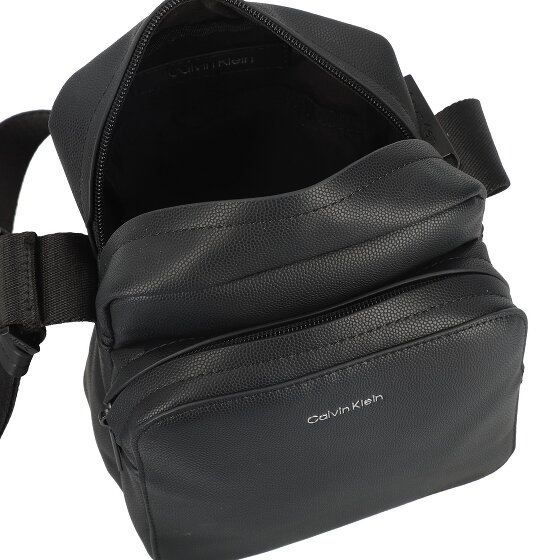 Calvin Klein CK Must Mini sac à bandoulière 18 cm