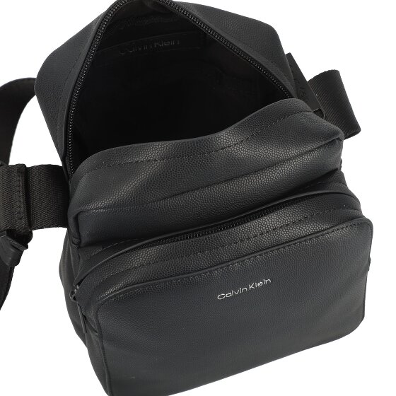 Calvin Klein CK Must Mini sac à bandoulière 18 cm